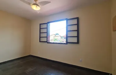 Casa com 3 quartos à venda na Rua Doutor Rubens Falcão, 15, Itaipu, Niterói
