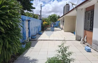 Casa de esquina à venda na rua marcondes pereira- localização privilegiada!
