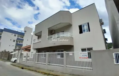 Apartamento com 2 quartos para alugar no Guarani, Brusque 