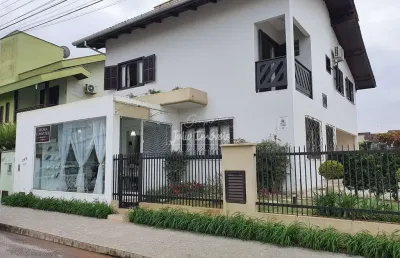 Casa com 5 quartos à venda no Souza Cruz, Brusque 