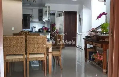 Casa com 5 quartos à venda no Centro I, Brusque 