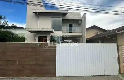 Casa com 3 quartos à venda no Nova Brasília, Brusque 