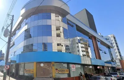 Sala comercial para alugar no Centro I, Brusque 