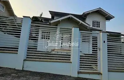 Casa com 3 quartos à venda no Centro I, Brusque 