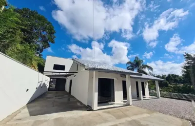 Casa com 5 quartos para alugar no Souza Cruz, Brusque 