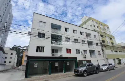Apartamento com 2 quartos para alugar no Centro I, Brusque 