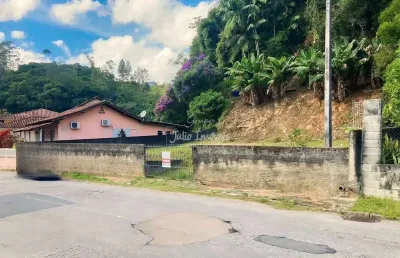 Terreno à venda no Primeiro de Maio, Brusque 