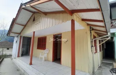 Casa com 2 quartos para alugar no São Pedro, Brusque 