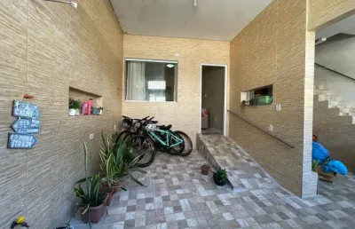 Aluga-se excelente casa mobiliada em itapuã – 400m da praia