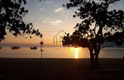 Sobrado à venda - 4 dormitórios sendo 2 suíte - 350 metros da praia da cigarras - são sebastião/sp
