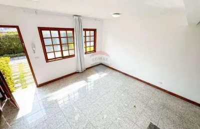 Casa em condomínio, com 3 suítes e lareira em teresópolis, apenas 425.000,00