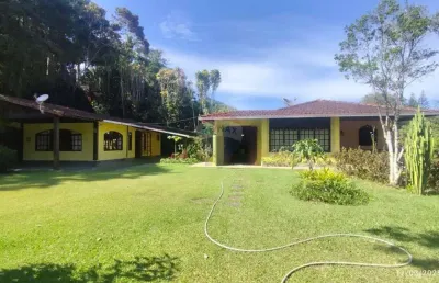 Casa de 2 quartos em vargem grande e casa de hóspede oportunidade!