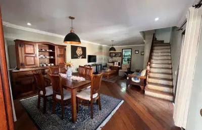 Casa triplex em um dos bairros mais procurados de teresópolis!