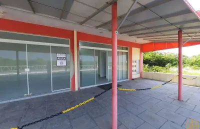 Sala comercial frente a praia central em navegantes/sc