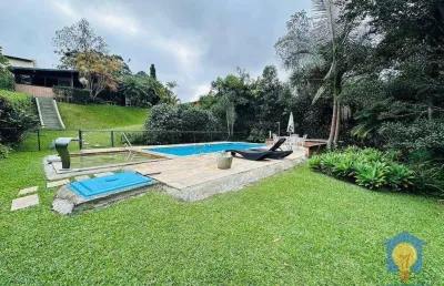 Casa térrea à venda porteira fechada no condomínio jardim algarve