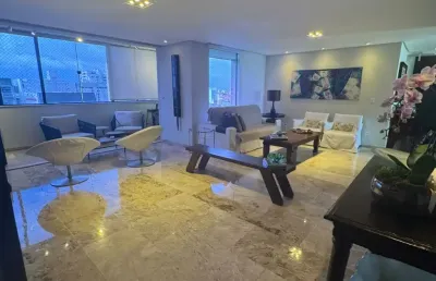 Cobertura duplex com 1/4  e piscina privativa no rio vermelho