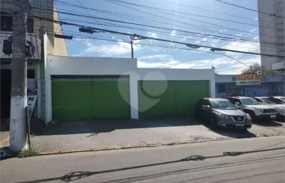 Ponto comercial para alugar no Jardim Utinga, Santo André 