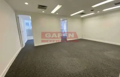 Sala comercial à venda na avenida nossa senhora de copacabana, copacabana, rio de janeiro, 60 m2 por r$ 520.000