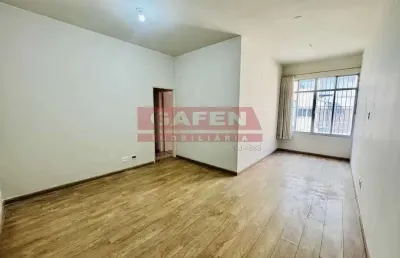 Apartamento com 3 quartos para alugar na rua muniz barreto, botafogo, rio de janeiro, 120 m2 por r$ 3.800