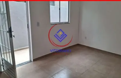 Casa tipo apartamento um quarto á venda em quintino!