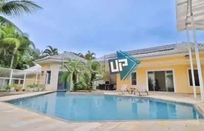 Casa em condomínio fechado com 5 quartos à venda na rua fala amendoeira, barra da tijuca, rio de janeiro, 1113 m2 por r$ 7.400.000
