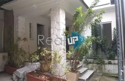 Casa comercial com 8 salas à venda na avenida paulo de frontin, praça da bandeira, rio de janeiro, 400 m2 por r$ 1.640.000