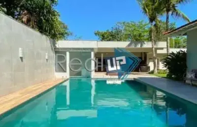 Casa em condomínio fechado com 5 quartos à venda na rua fala amendoeira, barra da tijuca, rio de janeiro, 988 m2 por r$ 7.500.000