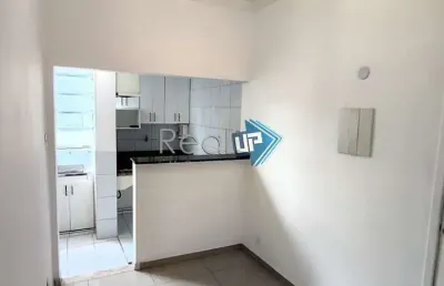Apartamento com 2 quartos à venda na rua das laranjeiras, laranjeiras, rio de janeiro, 64 m2 por r$ 720.000