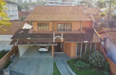 Casa com 5 quartos à venda na Rua Oscar A Schneider, Atiradores, Joinville