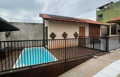 Casa com 3 quartos à venda na Rua Mauritânia, Ouro Verde, Londrina