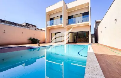 Casa com 3 quartos à venda na Rua Tomé de Souza, 464-743, Novo Paraíso, Araçatuba