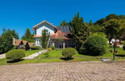 Casa à venda no condomínio saint moritz em canela/rs!