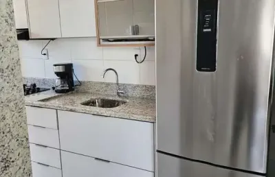 Apartamento padrão com quarto e sala na barra, vista mar, decorado, com 51m²