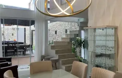 Casa duplex em piatã, casa solta, com 5/4, reformada, com piscina, pronta para morar