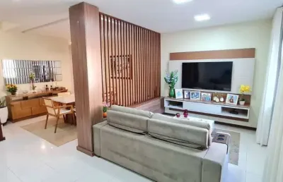 Excelente casa alto padrão vista mar sendo 4 suítes localizado em patamares