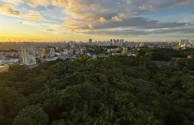 Apartamento padrão no pátio arvoredo, com 3/4, sendo 1 suite, reformado, com 2 vagas.