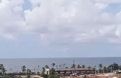 Apartamento alto padrão em piatã, são 3 suites, com 3 vagas, no art residence, reformado, vista mar.