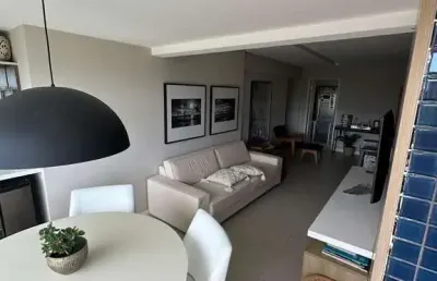 Apartamento padrão em patamares, com 3/4 sendo 1 suite, com 2 vagas, no colina a