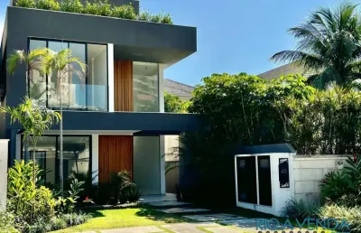 Casa contemporanea imponete a venda na barra da tijuca
