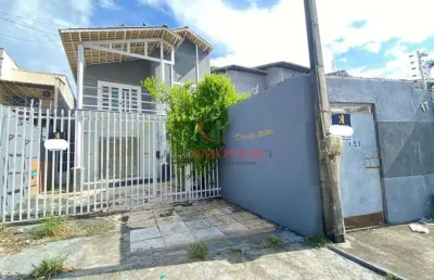 Casa com 3 quartos à venda na Rua Godofredo de Oliveira, Maraponga, Fortaleza