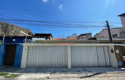 Casa com 3 quartos à venda na Rua Francisca Rangel, 74, Parquelândia, Fortaleza