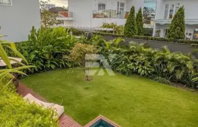 Casa com 4 quartos à venda na r. das garoupas, 284 - jurerê internacional, 284, jurerê internacional, florianópolis por r$ 7.500.000