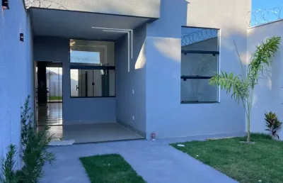 Casa com 3 quartos à venda na Rua Erechin, Setor Barra da Tijuca, Goiânia