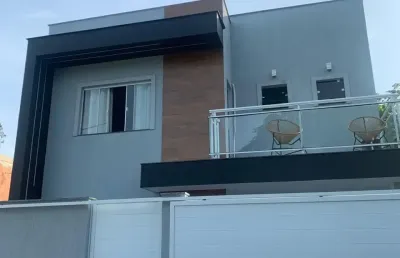 Casa de 3 quartos sendo um suíte  com terreno ao lado com piscina e área de lazer-em condomínio fechado na estrada do cachamorra! oportunidade única!