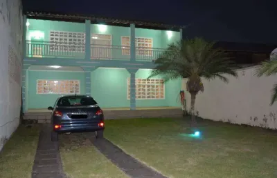 Casa de 03 quartos com 246 metros quadrados de área construída/ bairro de senador vasconcelos!!
