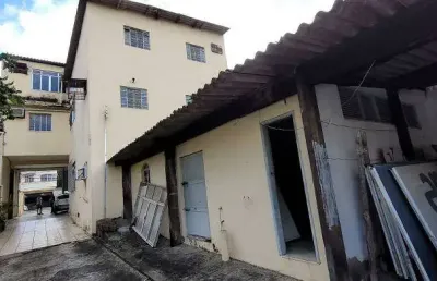 Prédio comercial com galpão no centro de campo grande