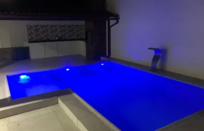 Linda casa, próximo ao park shopping, em excelente bairro!