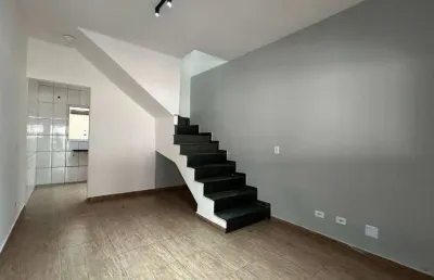 Casa com 2 quartos à venda na Rua Wilma Flor, Guaianases, São Paulo