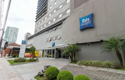 Flat com 1 quarto à venda na Rua Mariano Torres, 927, Centro, Curitiba