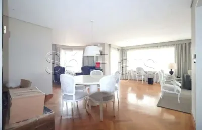 Flat disponível para locação estilo junção no george v maria lisboa com 183m² 3 dorms e 3 vagas.